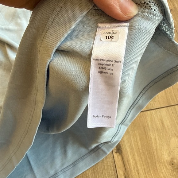 Hanro Pale Blue Knit V-Neck Sleeveless Top - Picture 10 of 13